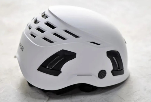  Каска GURU Aurora White в Владимире  